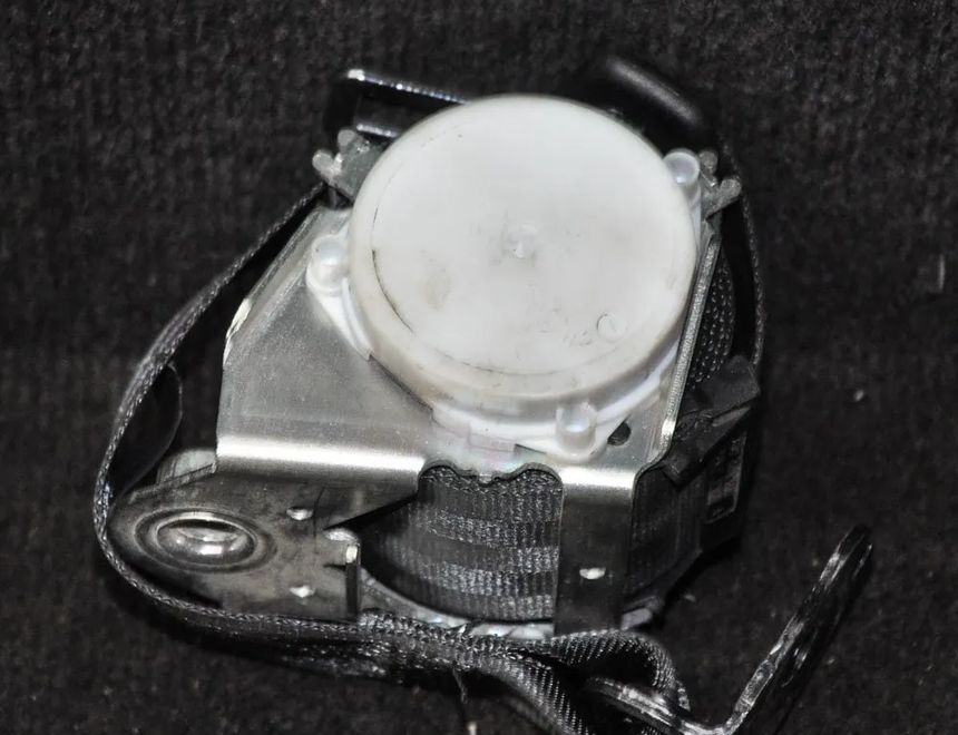 VOLKSWAGEN Passat B7 (2010-2015) Rear Right Seatbelt 3C9857806J 2104632