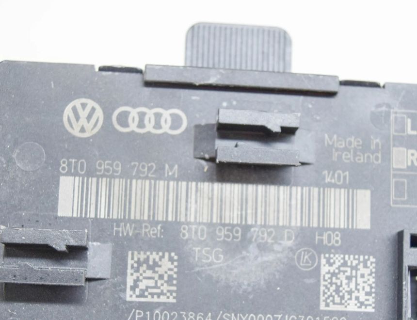 AUDI A5 8T (2007-2016) Priekšējo labo durvju vadības bloks 8T0959792M,8T0959792D 21115118