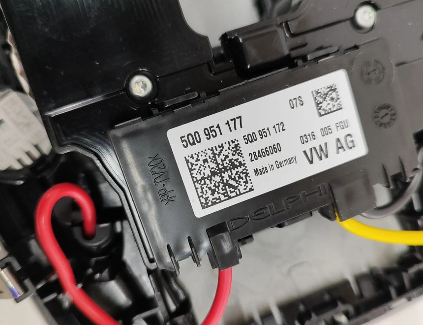 AUDI Q5 FY (2016-2024) Salona apgaismojums 5Q0951177,5Q0951172,28466060,80A947135G 21872815