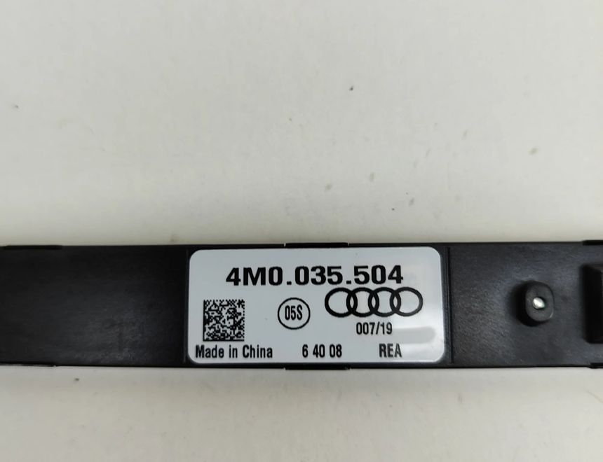 AUDI A5 Sportback F5 (2016-2024) Антенный модуль 4M0035504 22266100