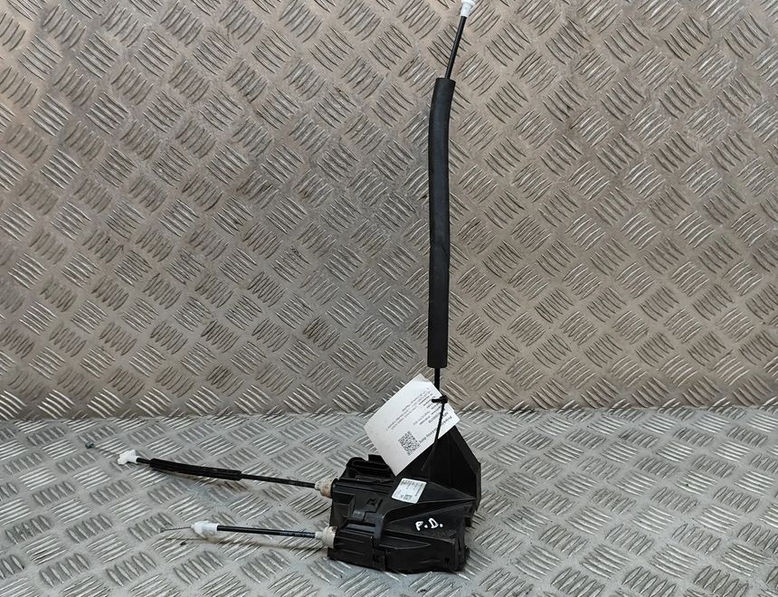 LAND ROVER Range Rover Velar 1 generation (2017-2024) Front Right Door Lock J8A2-203A28-AD 23055758