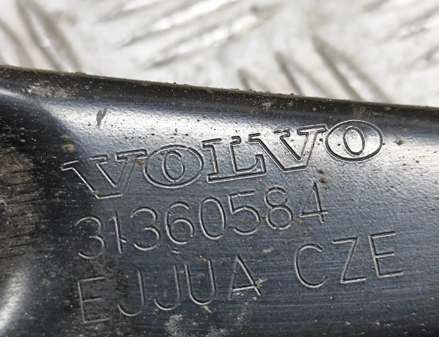 VOLVO XC90 2 generation (2014-2024) Rear Left Arm 31360584 23782161