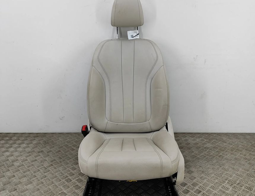 BMW 5 Series G30/G31 (2016-2023) Interior Seats W/ Door Cards Kit 9330670,7478320,7478319,7477199,7477200 24296014