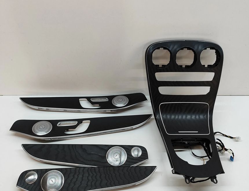 MERCEDES-BENZ GLC 253 (2015-2019) Salona apdares sloksņu komplekts A2057308022,A2057307922,A2057201109,A2057201209,A2056801005,A2055402224 24482854