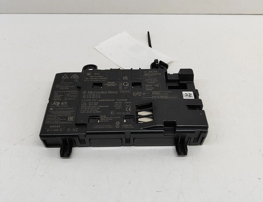 MERCEDES-BENZ GLE W167 (2019-2024) Wireless charging station A1779004710,A1779018706,A1779024319,10R-069145 24713088