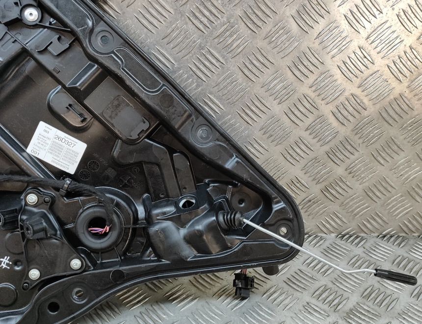 MERCEDES-BENZ GLC X253 (2015-2024) Стеклоподъемник задней правой двери A2050056699,A2050047999 24903689