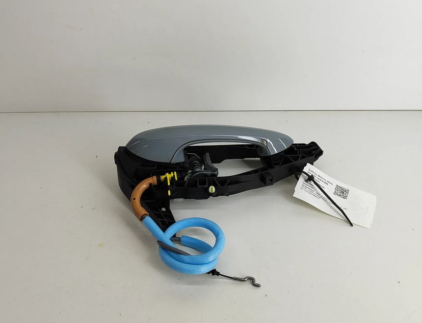 BMW X7 G07 (2018-2024) Aizmugurējo labo durvju ārējais rokturis 9881774,9491462 25029201