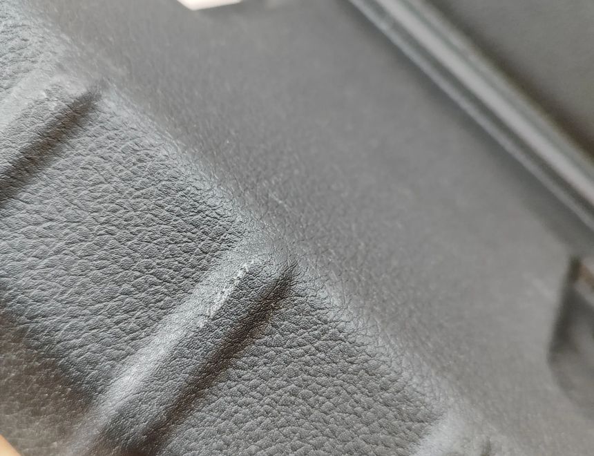 BMW M4 F82/F83 (2013-2020) Trunk Lock Trim 7284138 25108089