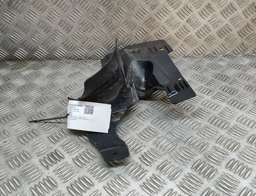 VOLVO XC60 2 generation (2017-2024) Front Right Mudguard 32369177 25302375