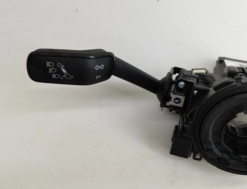 VOLKSWAGEN T-Roc 1 generation (2017-2024) Подрулевой переключатель 5Q1953521JH,5Q1953569H,5Q1953502AA 25445861