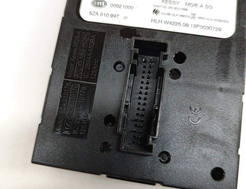 VOLKSWAGEN Golf 7 generation (2012-2024) Keyless Control Unit 5Q0959435A,5Q0959435,5ZA010947 25709203