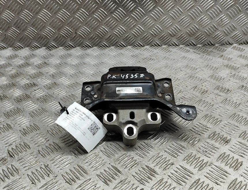 SEAT Leon 3 generation (2012-2020) Gearbox Mount 5Q0199555T 25758334