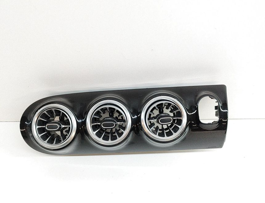 MERCEDES-BENZ CLA-Class C118 (2019-2023) Instrumentu paneļa gaisa kanāli A1776800001,A1778306502 25771230