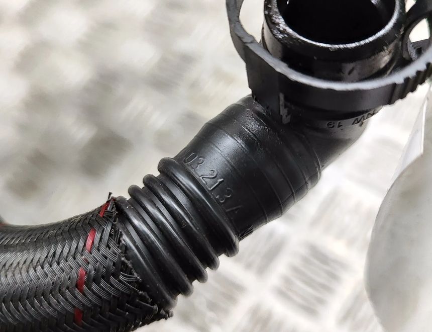 AUDI A3 8V (2012-2020) Eļļas nogulsnētājs (separators) 06K103495AT,06K103213A 26545783