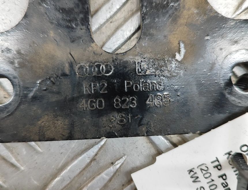 AUDI A6 C7/4G (2010-2020) Крюк капотa 4G0823485 27477891