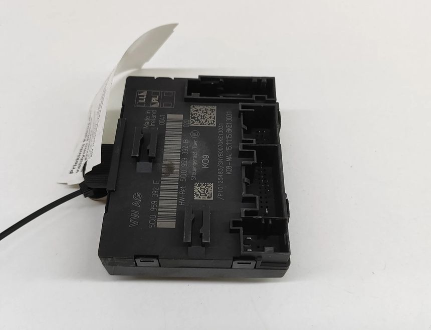 AUDI A3 8V (2012-2020) Priekšējo labo durvju vadības bloks 5Q0959392E,5Q0959392B,P10125483 27503043