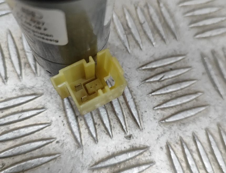 AUDI Q7 4M (2015-2024) Петля крышки багажника правая 4M0827852A,0390204154,4M0827300C 27571380