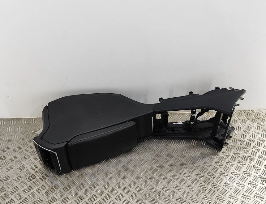 SKODA Superb 3 generation (2015-2023) Interior Seats W/ Door Cards Kit 3V0864348,3V5867024AP,3V5867023AP,3V2867014AD,3V2867013AD,3V0885375,3V0885375T,5Q4881105M,5Q0959760C 27583589