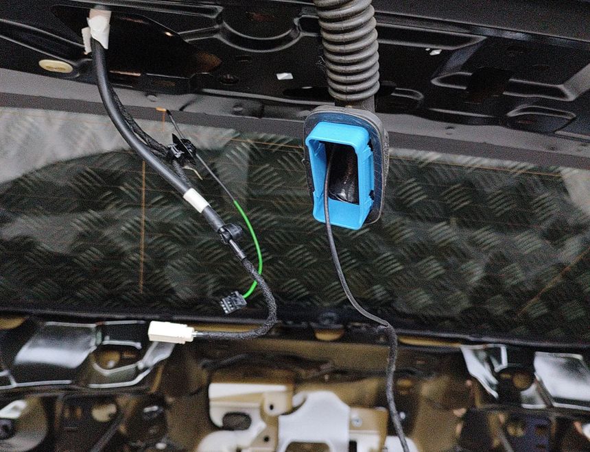 PEUGEOT 2008 2 generation (2019-2023) Крышка багажника 9831045880 27796154