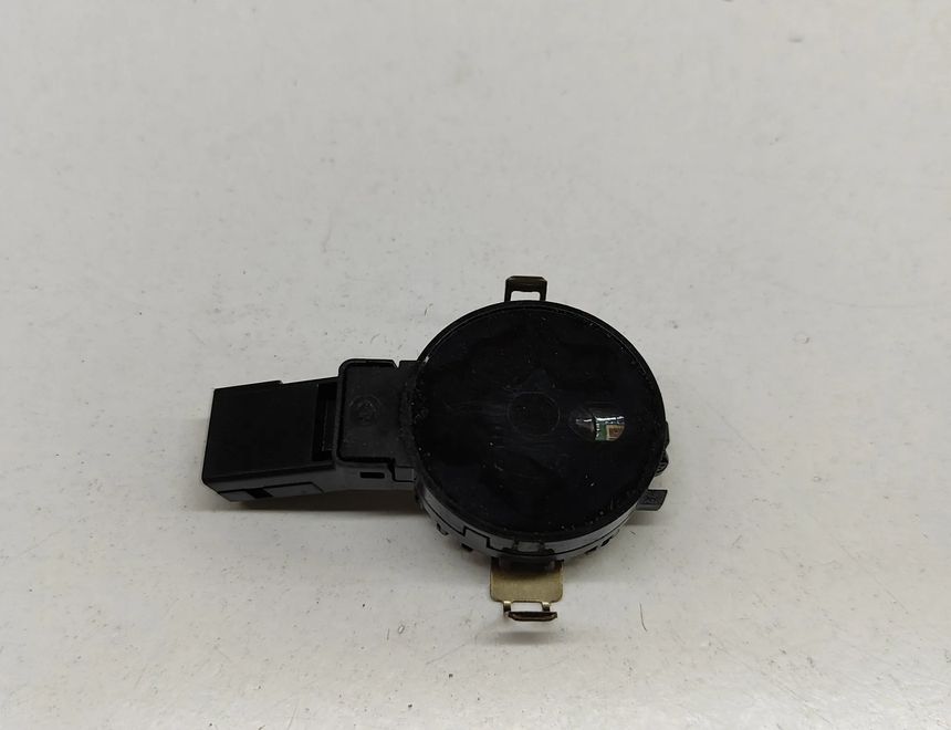 OPEL Crossland X 1 generation (2017-2023) Датчик дождя 9813167380 28090888