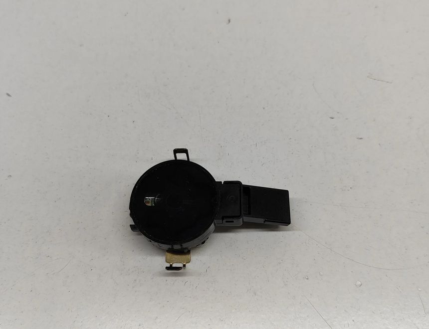 OPEL Crossland X 1 generation (2017-2023) Датчик дождя 9813167380 28090888