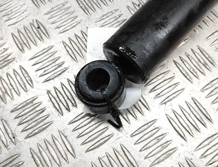 TOYOTA Hiace H50/H60/H70/H80/H90 (1982-2007) Aizmugurējais kreisais amortizators 48531-26750 28215600