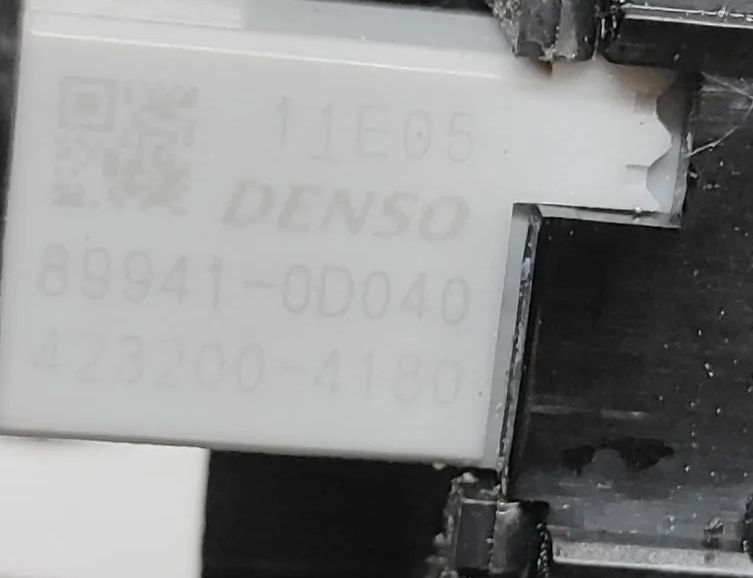 TOYOTA Yaris Cross 1 generation (2020-2023) Lietus sensors 89941-0D040,423200-4180 28311651