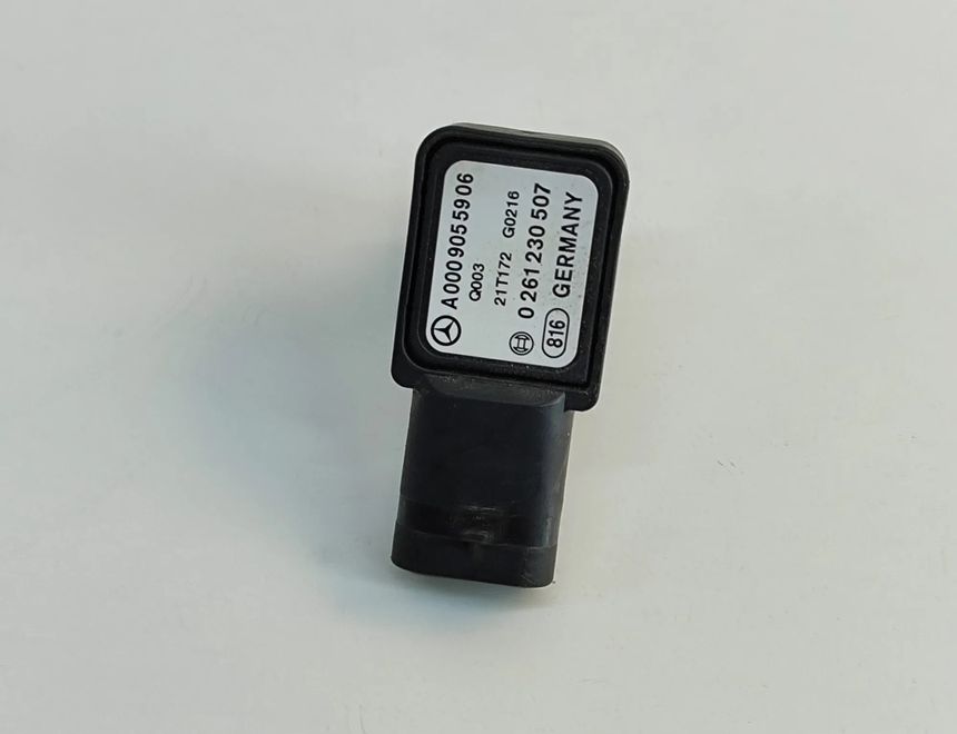 MERCEDES-BENZ GLS-Class X167 (2019-2024) Air pressure sensor 0261230507,A0009055906 28502638