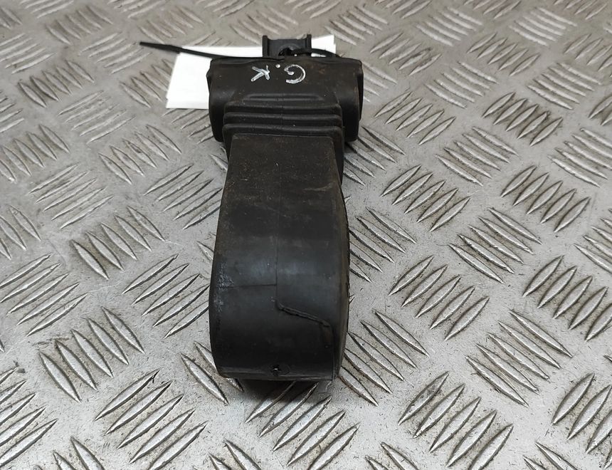 AUDI A7 C7/4G (2010-2020) Aizmugurējā kreisā durvju ierobežotājs 8T8839267A 28528394