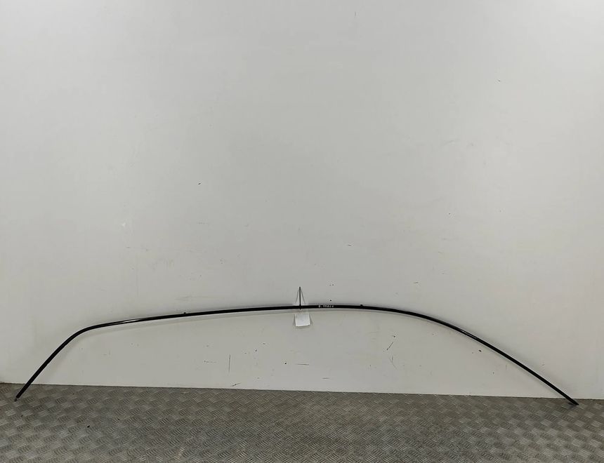 AUDI A3 8Y (2020-2024) Молдинг крыши правый 8V4853704C 28828159