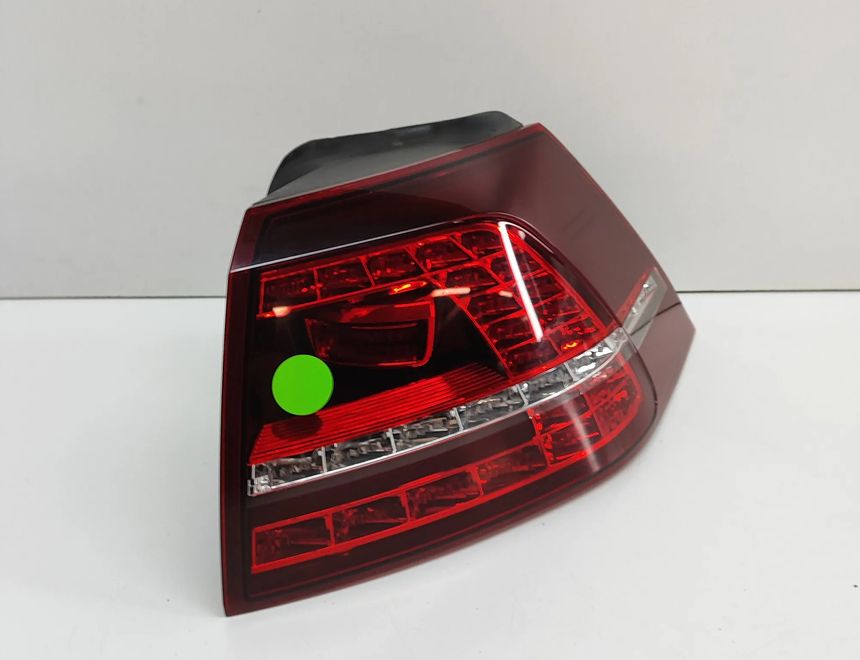 VOLKSWAGEN Golf 7 generation (2012-2024) Aizmugurējais labais lukturis 5G0945208 28828194