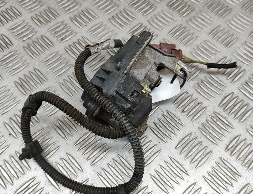 VOLKSWAGEN Golf 7 generation (2012-2024)  Мотор выпускного клапана 5Q0253691H 28839938