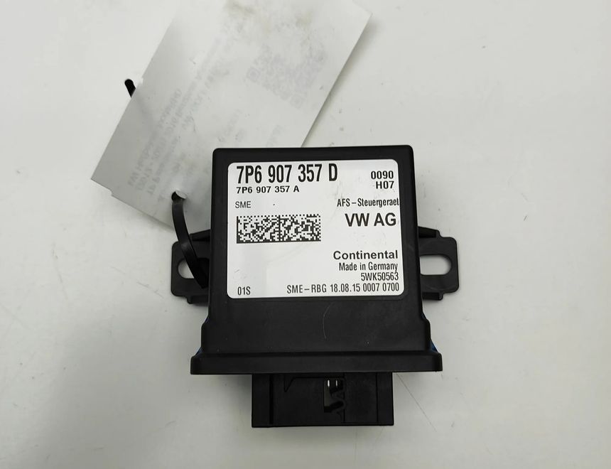 VOLKSWAGEN Golf R 7 generation (2013-2019) Headlight Control Unit 7P6907357D 29014742