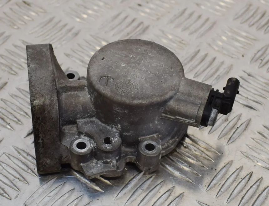 AUDI A7 C7/4G (2010-2020) Other Engine Compartment Parts 06E103535A 2902921