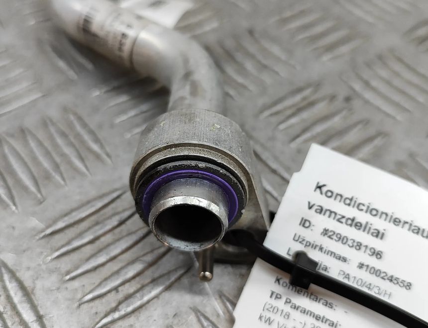 BMW X2 F39 (2017-2023) AC Hose Pipe 6834659 29038196