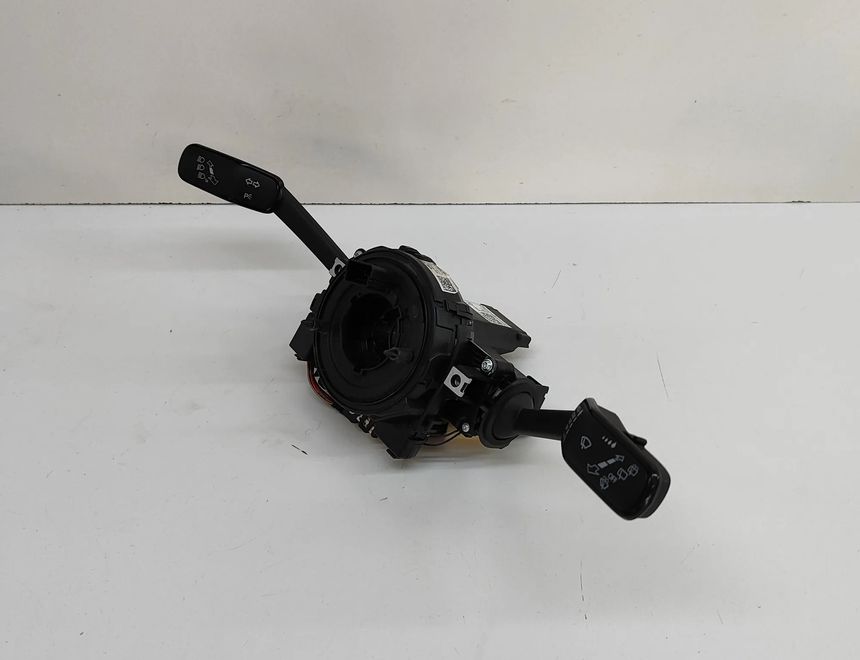 VOLKSWAGEN T-Roc 1 generation (2017-2024) Подрулевой переключатель 5Q1953569,5Q1953521 29047135