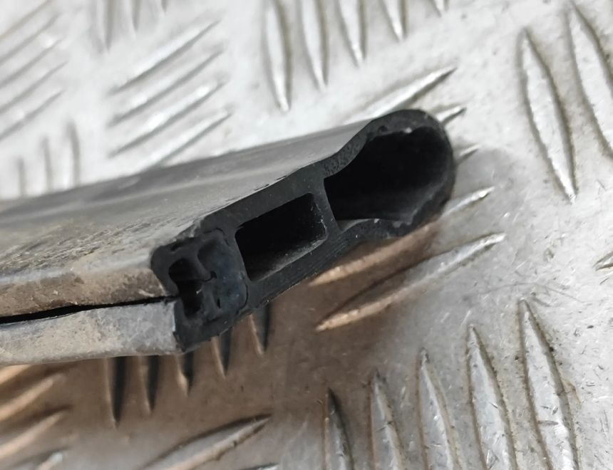 MERCEDES-BENZ EQC 1 generation (2018-2023) Motora pārsega gumija A2538315900 29074148