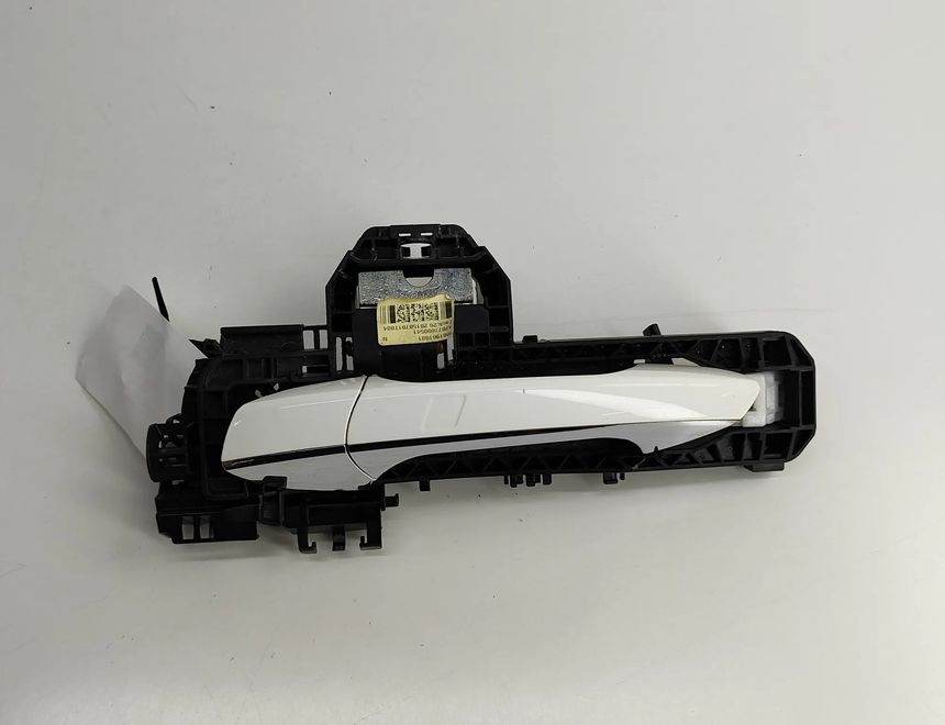 MERCEDES-BENZ E-Class W212/S212/C207/A207 (2009-2016) Priekšējo kreiso durvju ārējais rokturis A2047602834,A2047601370 29453087