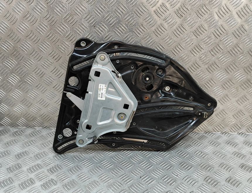 MERCEDES-BENZ E-Class W212/S212/C207/A207 (2009-2016) Aizmugurējo kreiso durvju logu pacēlājs A2076701303 29453105