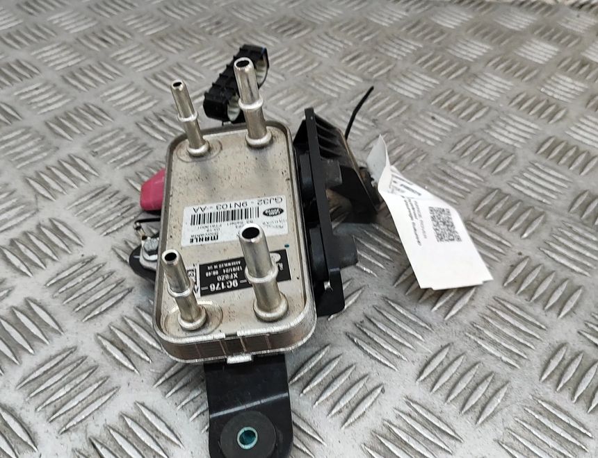 LAND ROVER Range Rover Sport Масляный радиатор GJ32-9N103-AA,M8E2-9C176-AC 29508143