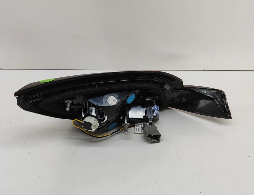 FORD Fiesta 7 generation (2017-2024) Фонарь крышки багажника правый N1BB-13A602-AA 29534205