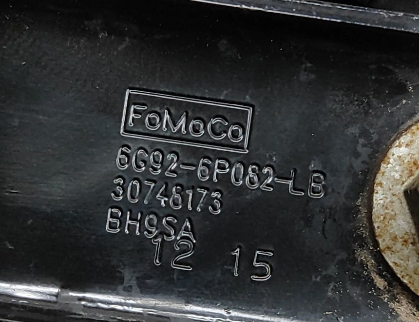 LAND ROVER Range Rover Evoque L538 (1 gen) (2011-2020) Dzinēja stiprinājums/spilvens labajā pusē 6G92-6P082-LB,6G92-6P082-AB,8G9N-6L063-FB 29994873