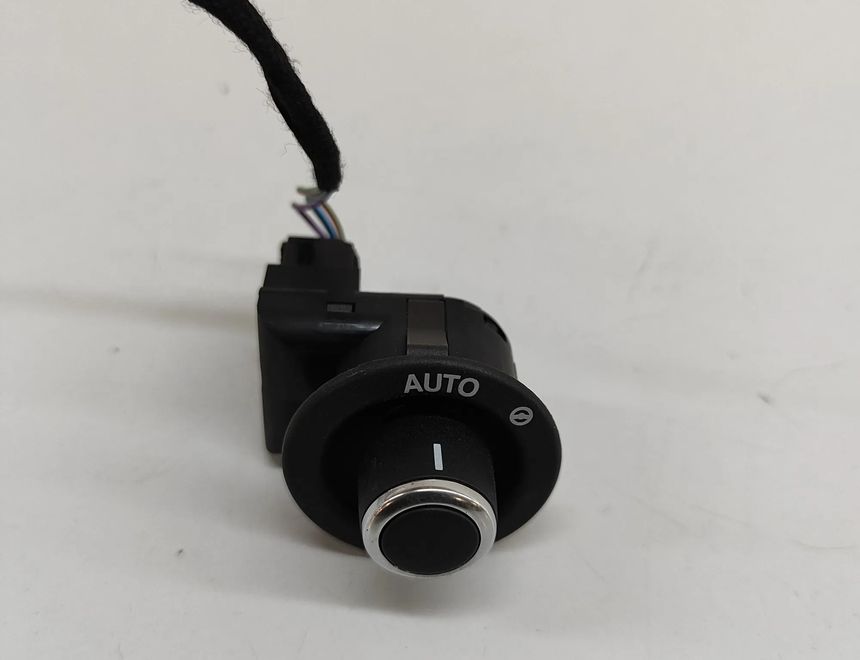 JAGUAR F-Type 1 generation (2013-2024) Переключатель рулевого колеса FW93-6465-BB 30249472