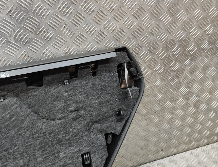 PORSCHE Macan 1 generation (2013-2023) Обшивка двери задней левой стороны 95B867211,95B.867.211 30291576