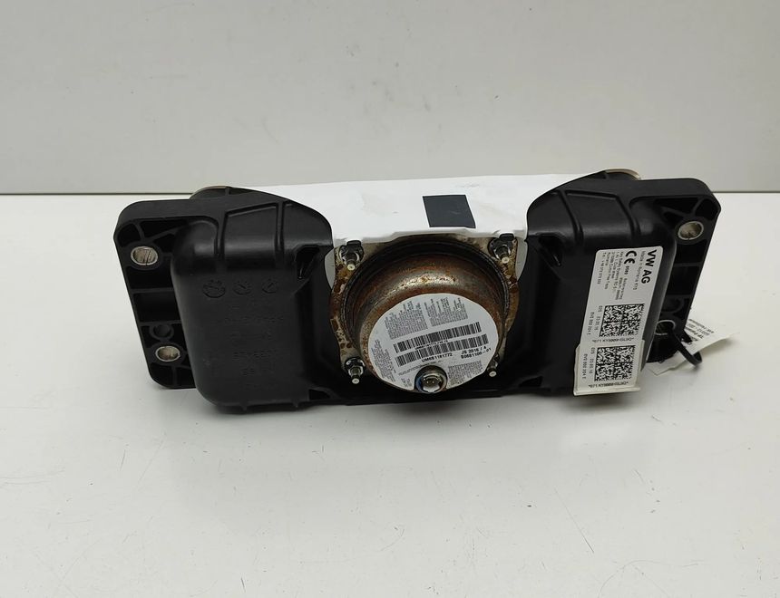 VOLKSWAGEN Golf 7 generation (2012-2024) Подушка безопасности панель салона 8V0880204E 30293176