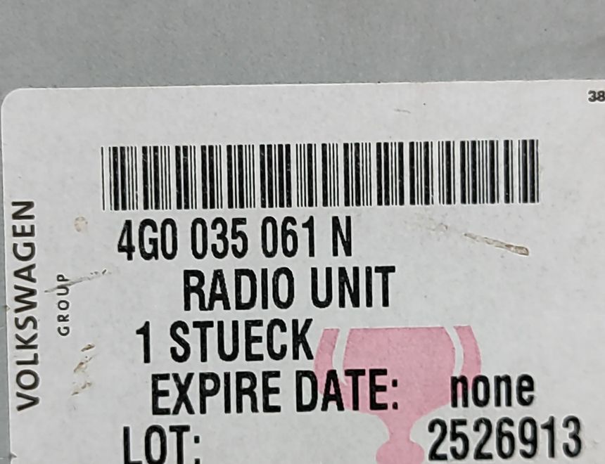 VOLKSWAGEN Touareg 2 generation (2010-2018) Mūzikas atskaņotājs ar Navigāciju / GPS 4G0035061N,4G0035061 30370840