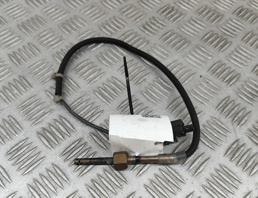 MERCEDES-BENZ C-Class W205/S205/C205 (2014-2023) Exhaust gas temperature sensor A0009050805 30396086