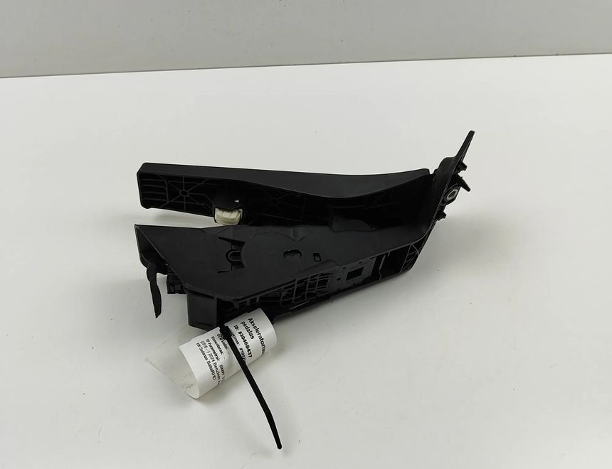 BMW 3 Series G20/G21/G28 (2018-2024) Akseleratora / gāzes pedālis 6889820 30468437
