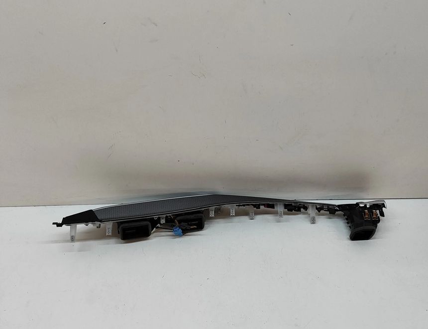 BMW 3 Series G20/G21/G28 (2018-2024) Instrumentu paneļa gaisa kanāli 5A04CE3,5A3B8D9,9623099 30468855
