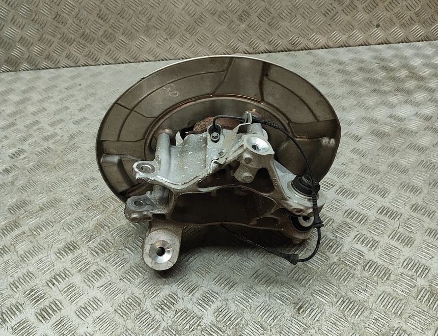 BMW X5 G05/G18 (2018-2024) Ступица задняя правая 6876652 30720018
